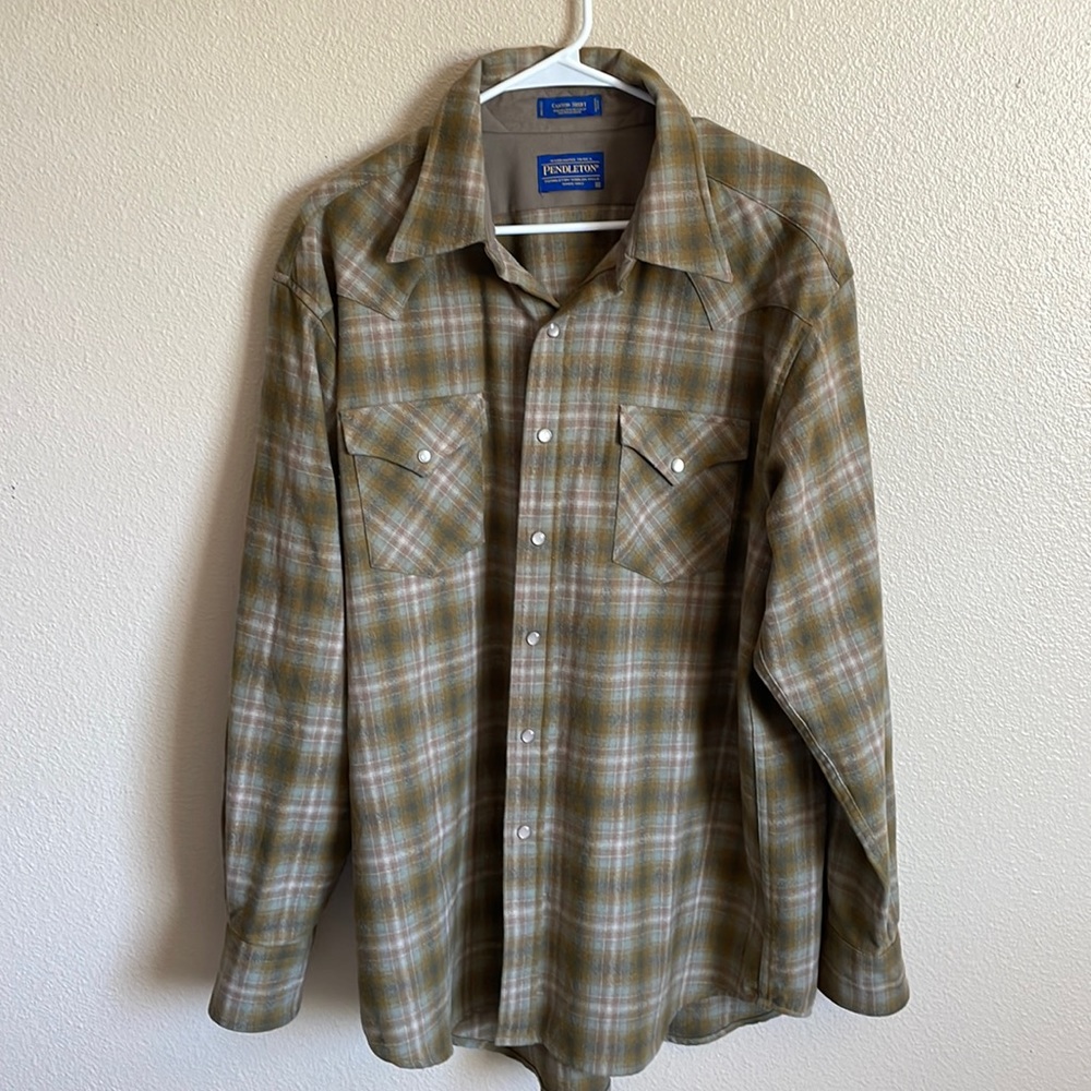 Pendleton wool pearl snap button up